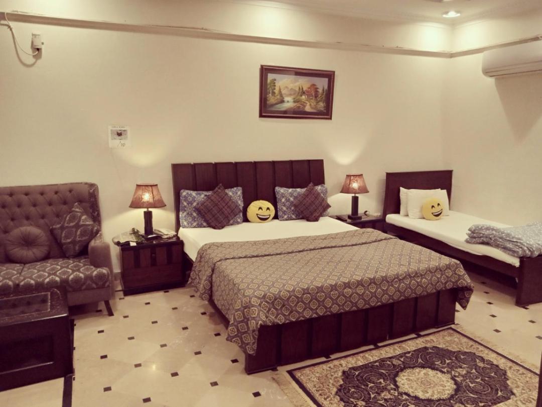 Mulberry Residence Luxury Rooms Islamabad Exterior photo