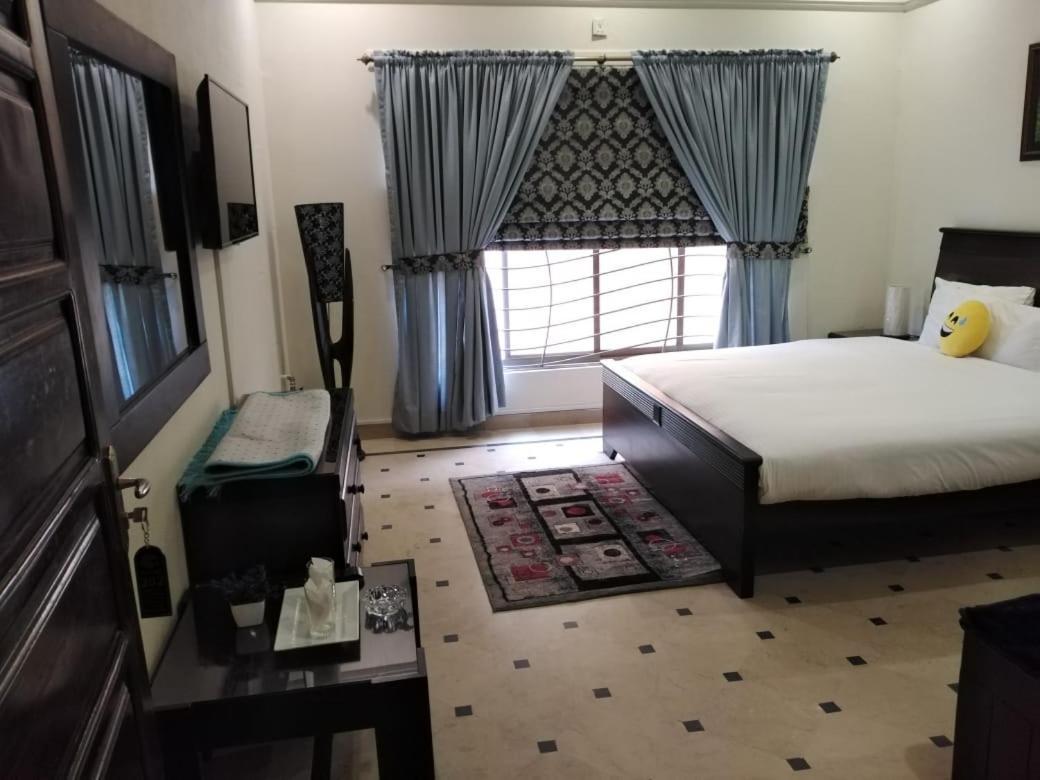 Mulberry Residence Luxury Rooms Islamabad Exterior photo