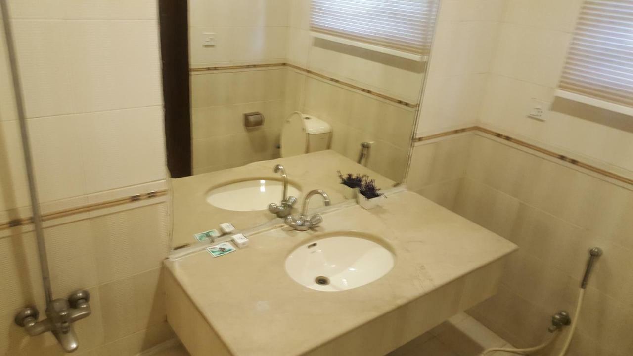 Mulberry Residence Luxury Rooms Islamabad Exterior photo